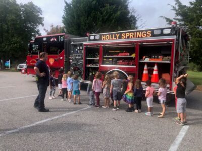 kids with_fire turck